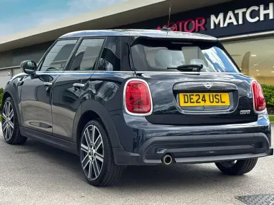 Usado Mini Cooper Exclusive 2024 Negro Utilitario