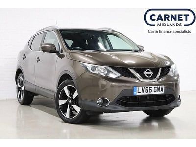 Bronze Used 2016 Nissan Qashqai N-Connecta SUV | £12,490 (Fair price)