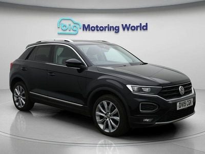 Black Used 2019 VW T-Roc SEL SUV | £12,900 (Fair price)