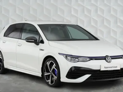 Used VW Golf VIII R 320 HP (235 kW) 2024 White Hatchback