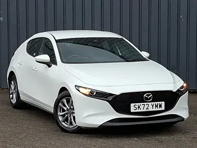 Used Mazda 3 122 HP (89 kW) 2022 White Hatchback