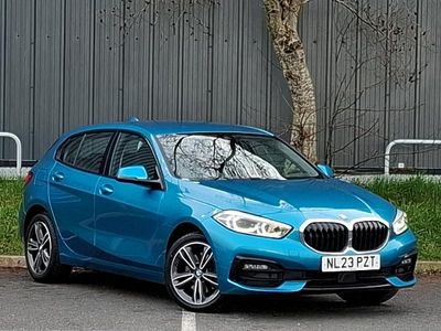 Used BMW 118 Sport Line 136 HP (100 kW) 2023 Blue Hatchback