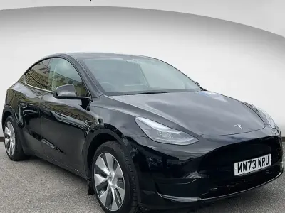 Begagnad Tesla Model Y RWD 11 kW (15 HK) 2023 SUV