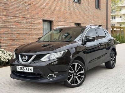 Used Nissan Qashqai Tekna 115 HP (84 kW) 2017 Black SUV