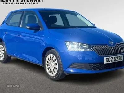 Używany Skoda Fabia 75 KM (55 kW) 2020 Niebieski Hatchback