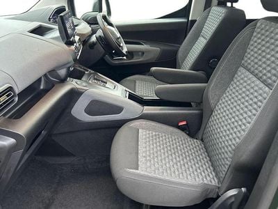 Used Peugeot e-Rifter GT 100 kW (136 HP) 2024 Green MPV