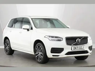 Used Volvo XC90 Momentum 235 HP (172 kW) 2021 White SUV