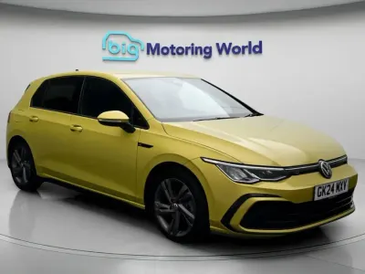 Used VW Golf VIII R-line 150 HP (110 kW) 2023 Yellow Hatchback