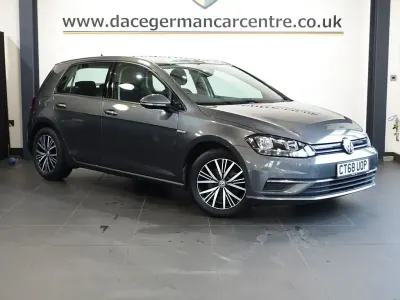 Second-hand VW Golf VII SE 130 CP (95 kW) 2019 Gri Hatchback