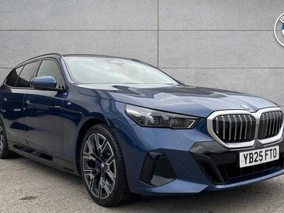Used BMW 530e M Sport 295 HP (216 kW) 2025 Blue Estate
