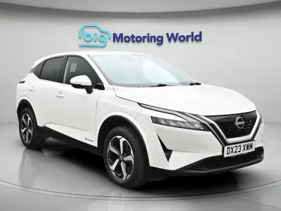 Używany Nissan Qashqai N-Connecta 190 KM (139 kW) 2023 Biały SUV