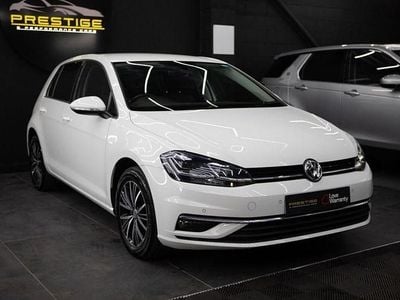 Used VW Golf VII SE 115 HP (84 kW) 2017 White Hatchback
