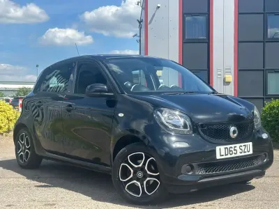 Used Smart ForFour Premium 71 HP (52 kW) 2015 Black Hatchback