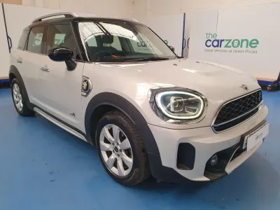 Używany Mini Cooper S Classic 2022 Srebrny Hatchback