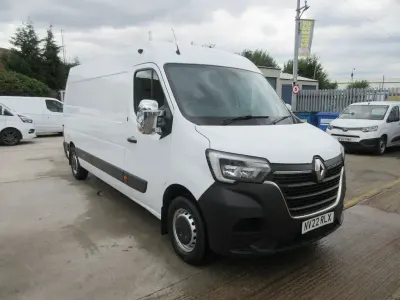 Used Renault Master Business 145 HP (106 kW) 2022 White MPV