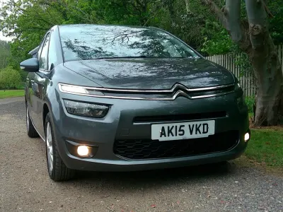 Używany Citroën Grand C4 Picasso VTR Sport 115 KM (84 kW) 2015 Szary Minivan