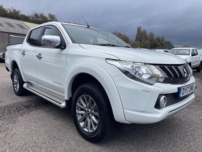 White Used 2017 Mitsubishi L200 Pickup | £11,250 (Fair price)