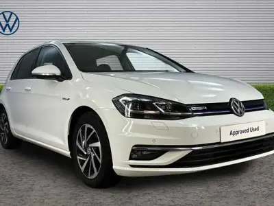 Używany VW Golf VIII 130 KM (95 kW) 2020