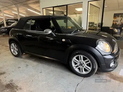 Używany Mini Cooper Cabriolet 122 KM (89 kW) 2015 Czarny Kabriolet