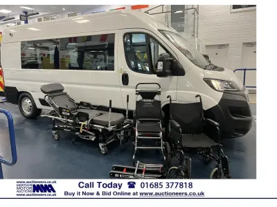 Used Peugeot Boxer 130 HP (95 kW) 2019 White Van