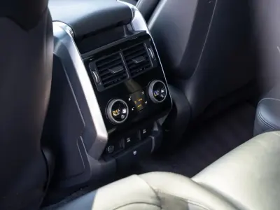 Second-hand Land Rover Range Rover Sport SVR 2018 Negru SUV