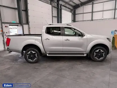 Used Nissan Navara Tekna 190 HP (139 kW) 2021 Silver Pickup