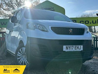 White Used 2017 Peugeot Expert S Van | £7,950 (Good price)