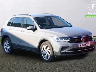 Begagnad VW Tiguan Life 130 HK (95 kW) 2021 Grå SUV
