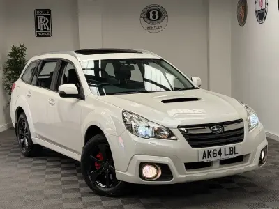 Used Subaru Outback 2014 White Estate