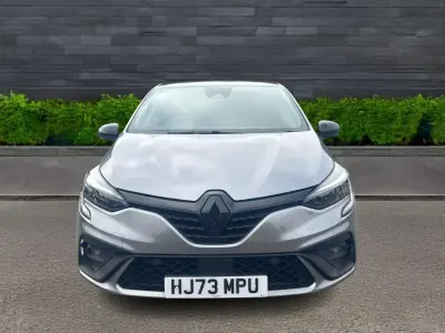 Used Renault Clio Engineered 140 HP (102 kW) 2023 Grey Hatchback