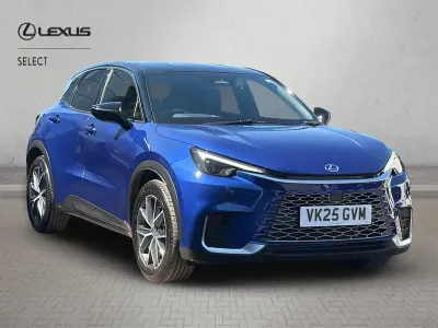 Used Lexus LBX 136 HP (100 kW) 2025 Blue/black SUV