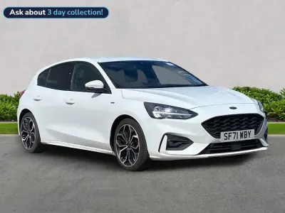 Gebraucht Ford Focus ST-Line X 125 PS (91 kW) 2021 Weiß Kleinwagen