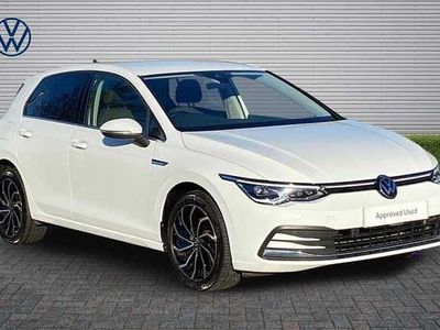 Second-hand VW Golf VIII 130 CP (95 kW) 2023