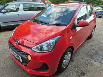 Used Hyundai i10 SE 66 HP (48 kW) 2018 Red Hatchback