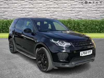 Begagnad Land Rover Discovery Sport Landmark 180 HK (132 kW) 2019 Svart SUV