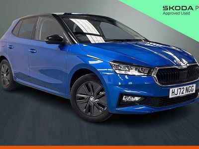 Used Skoda Fabia Colour Edition 70 HP (51 kW) 2022 Race blue metallic black magic pearl effect Hatchback