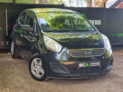 Used Kia Venga 90 HP (66 kW) 2010 Black Hatchback