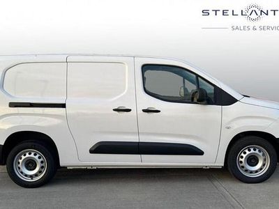 White Used 2024 Citroën Berlingo MPV | £15,995 (A bit pricey)