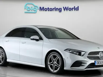 Begagnad Mercedes A180 Executive 116 HK (85 kW) 2019 Vit Sedan