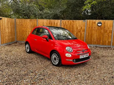 Usado Fiat 500 Lounge 69 HP (50 kW) 2018 Rosa Citadino