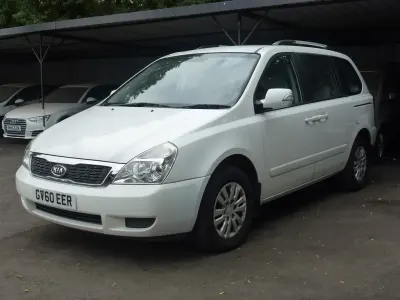 Used Kia Sedona 192 HP (141 kW) 2011 White MPV