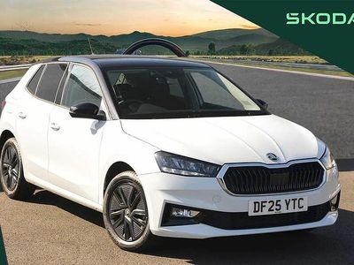 Used Skoda Fabia Design Edition 113 HP (83 kW) 2025 Moon white metallic black magic pearl effect Hatchback