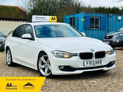 Used BMW 318 143 HP (105 kW) 2013 White Sedan