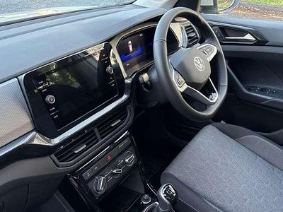 New VW T-Cross Life 95 HP (69 kW) 2025 Reflex silver metallic SUV