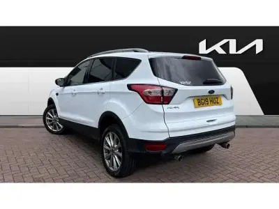 Usado Ford Kuga Titanium 120 HP (88 kW) 2019 Branco SUV