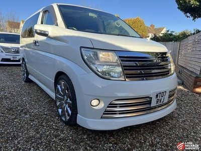 White Used 2007 Nissan Elgrand MPV | £11,750 (A bit pricey)