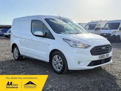 Begagnad Ford Transit Connect Limited 120 HK (88 kW) 2019 Vit Minibuss