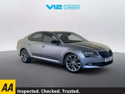 Käytetty Skoda Superb SportLine 150 HP (110 kW) 2019 Harmaa Viistoperä