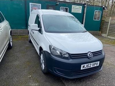 Used VW Caddy Maxi 102 HP (75 kW) 2013 White MPV