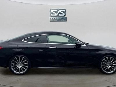 Used Mercedes C220 AMG Line Premium Plus 170 HP (125 kW) 2018 Coupe